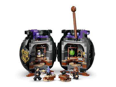 LEGO set 76464 Cauldron: Secret Potions Classroom