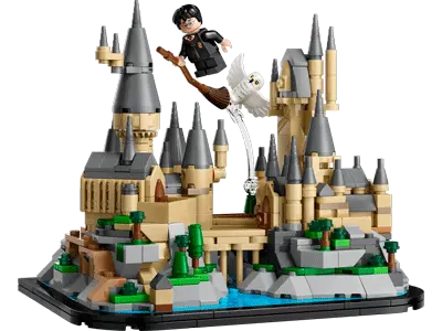LEGO Mini Hogwarts Castle set 40975