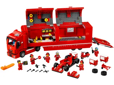 F14 T & Scuderia Ferrari Truck