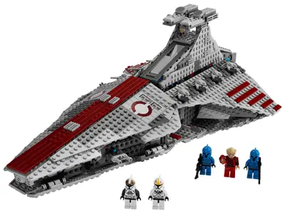 LEGO Venator-class Republic Attack Cruise set 8039