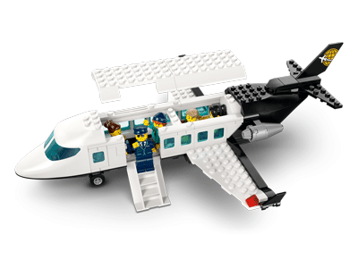 LEGO set 60502 Airport with Airplane