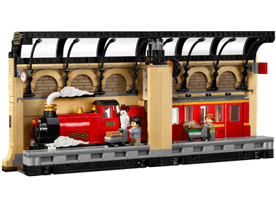 LEGO set 76450 Book Nook: Hogwarts™ Express